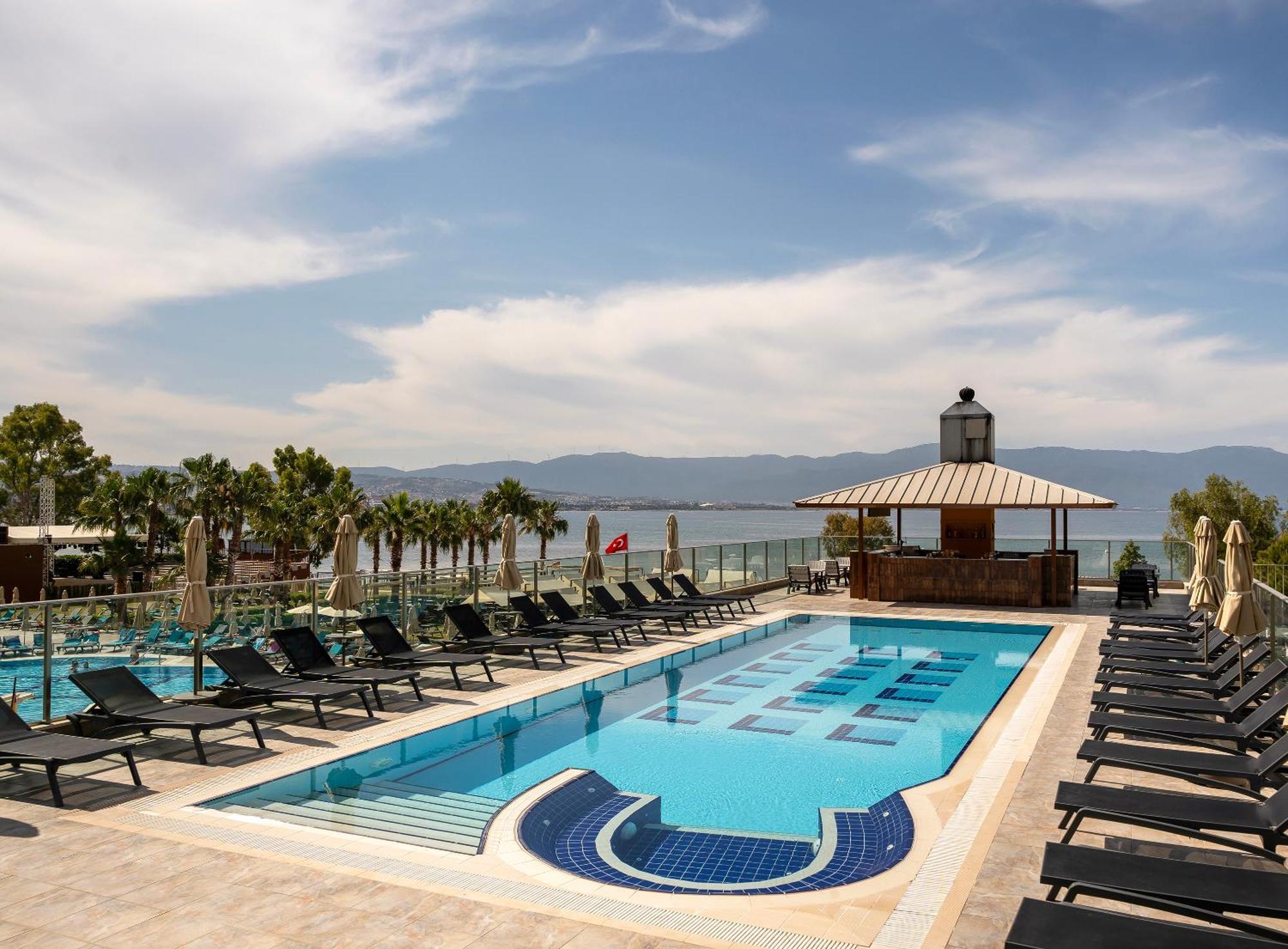 Liberty Kusadası Esterno foto